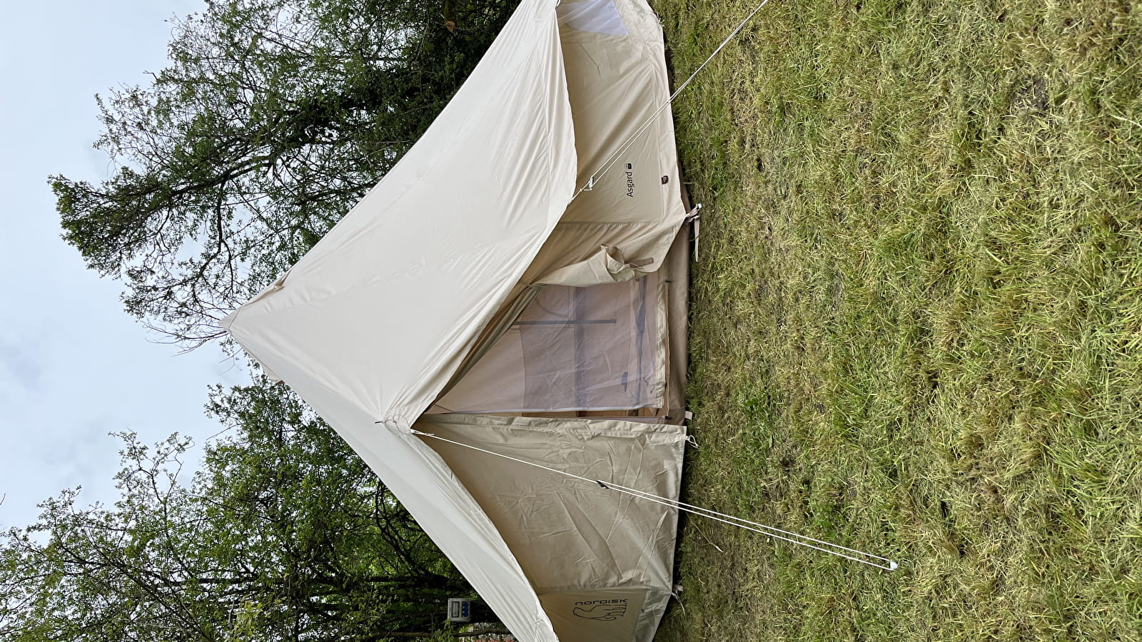 Parenthèse Bourguignonne - Mini-Camping 'Des Tentes en Bourgogne'
