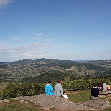 Aire de pique-nique à la Montagne de Dun